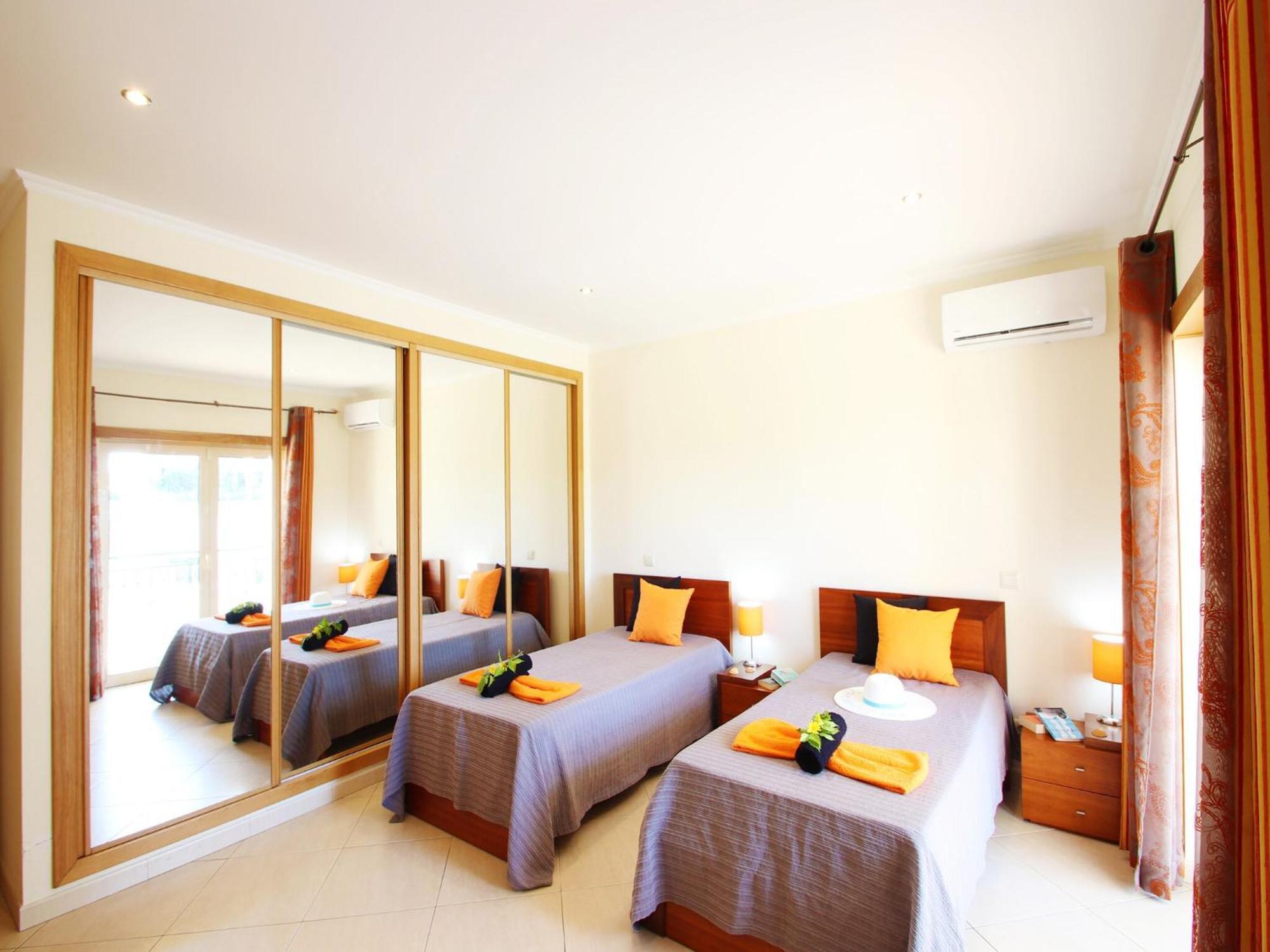 With Heatable Pool Villa *